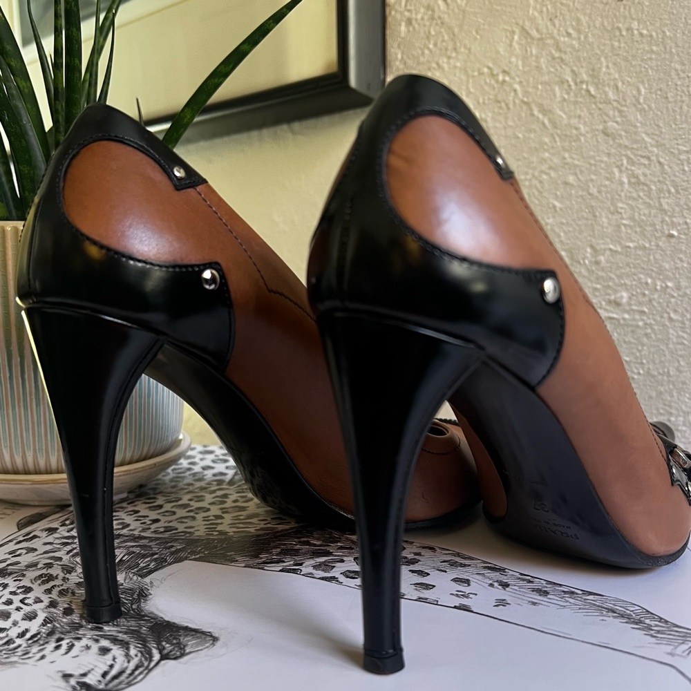 Prada Vintage Heels - Picture 4 of 5
